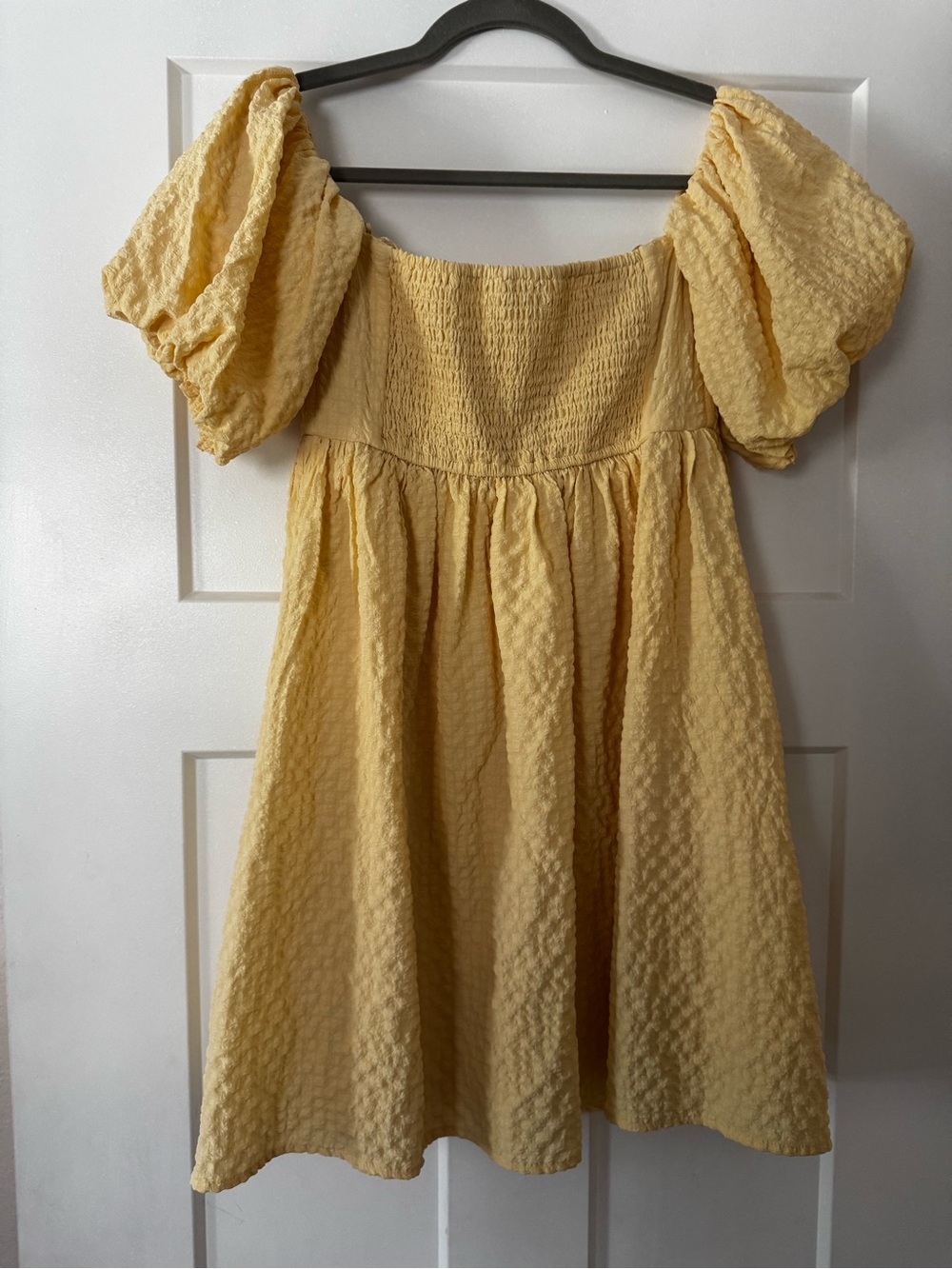 Abercrombie Romper Yellow Puff Sleeve SMALL/TALL